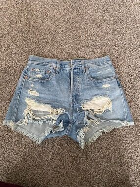 Distressed High-Waist Light Blue Denim Shorts size 26